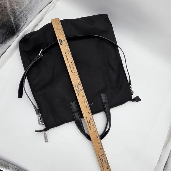 Reiss Carlton Nylon Black Messenger Bag - Picture 14 of 16